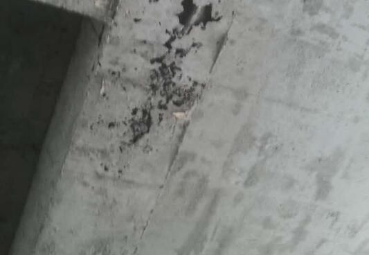 泰州房屋加固前为什么要先做房屋安全性检测鉴定(图1) 泰州房屋加固前为什么要先做房屋安全性检测鉴定(图1)