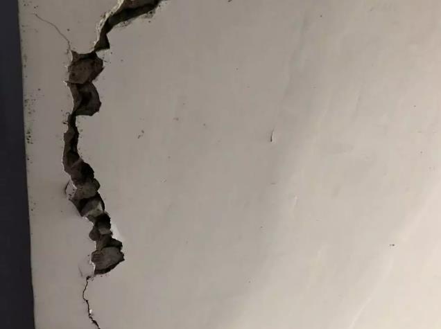 因工程导致房屋受损怎么办?(图1) 房屋受损